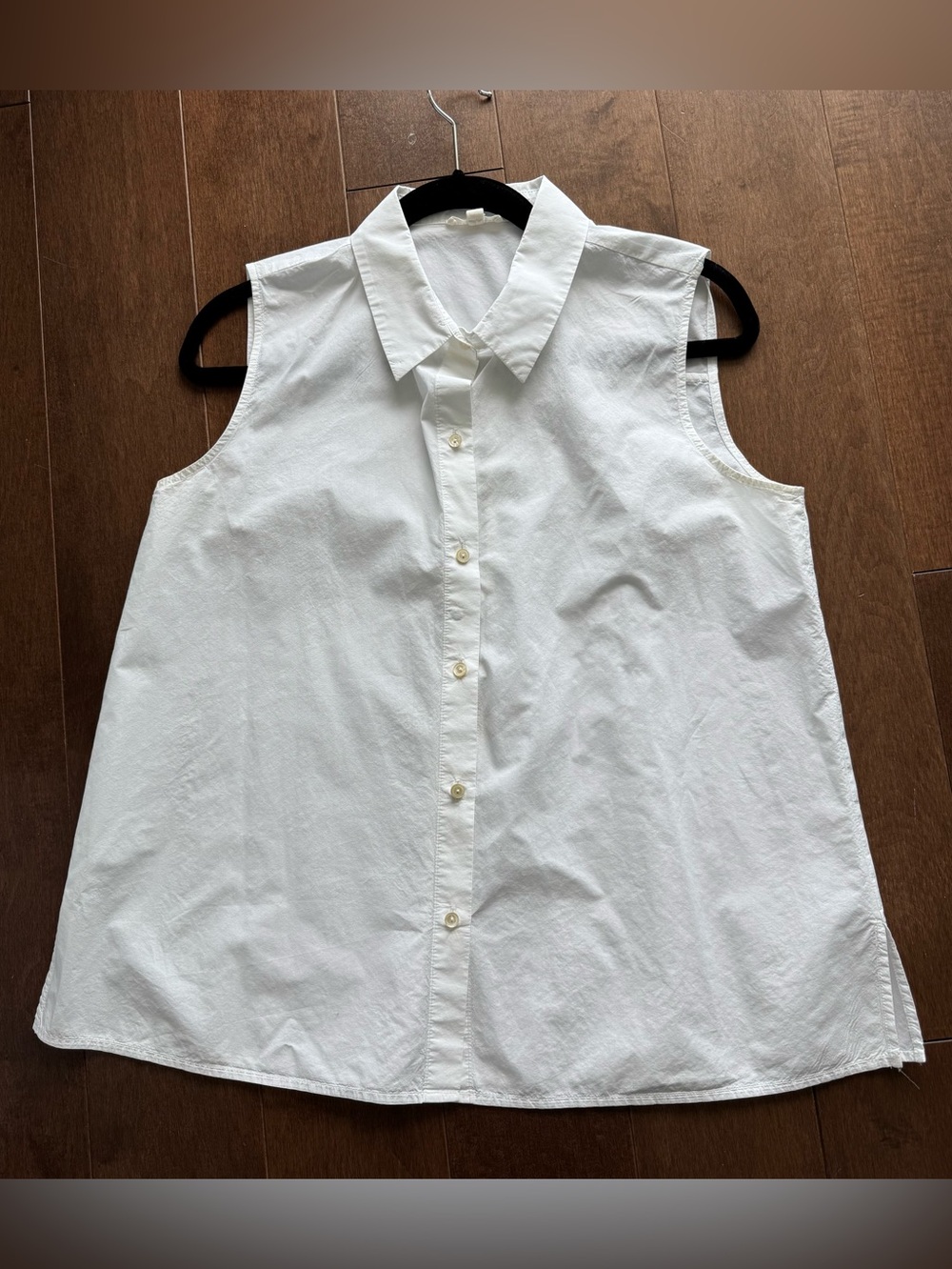 Eileen Fisher Classic Sleeveless Button-Front White Collared Shirt